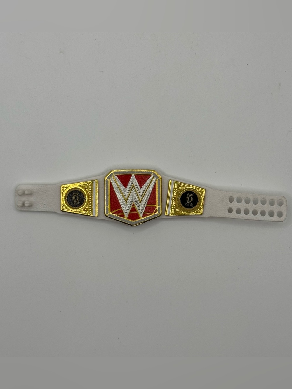WWE Women’s Raw Championship “Charlotte”